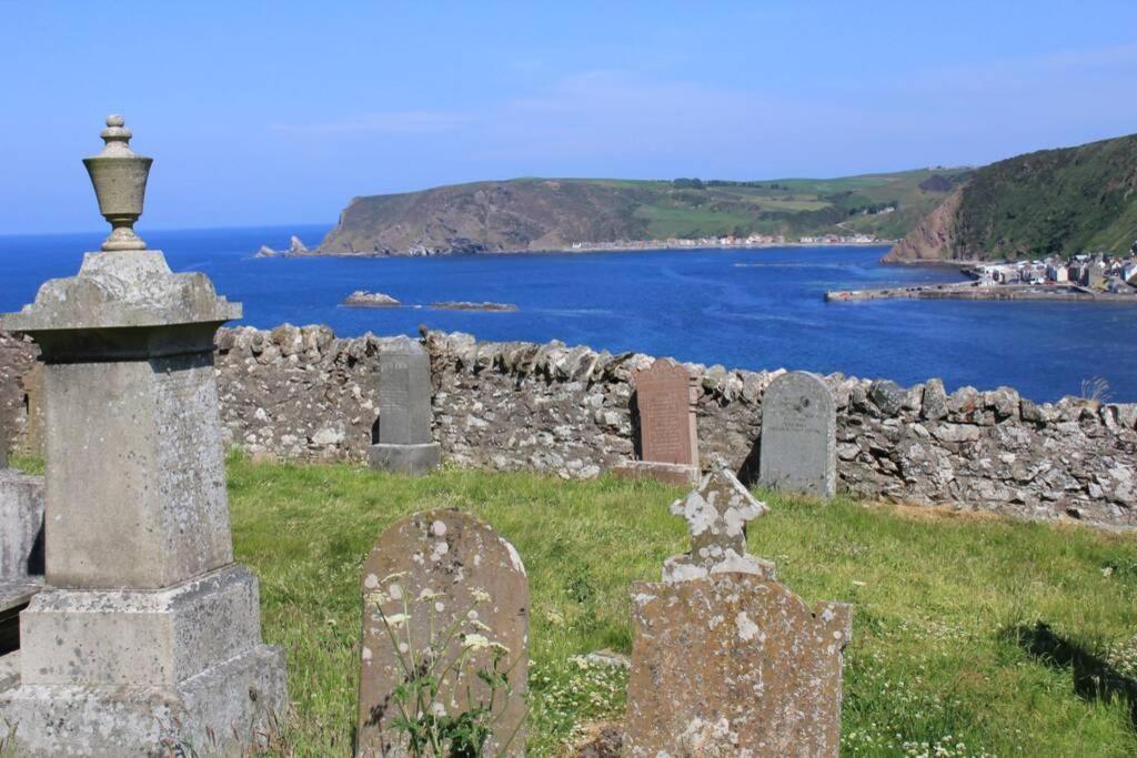 Bellevue Holiday Cottage Gardenstown Екстериор снимка