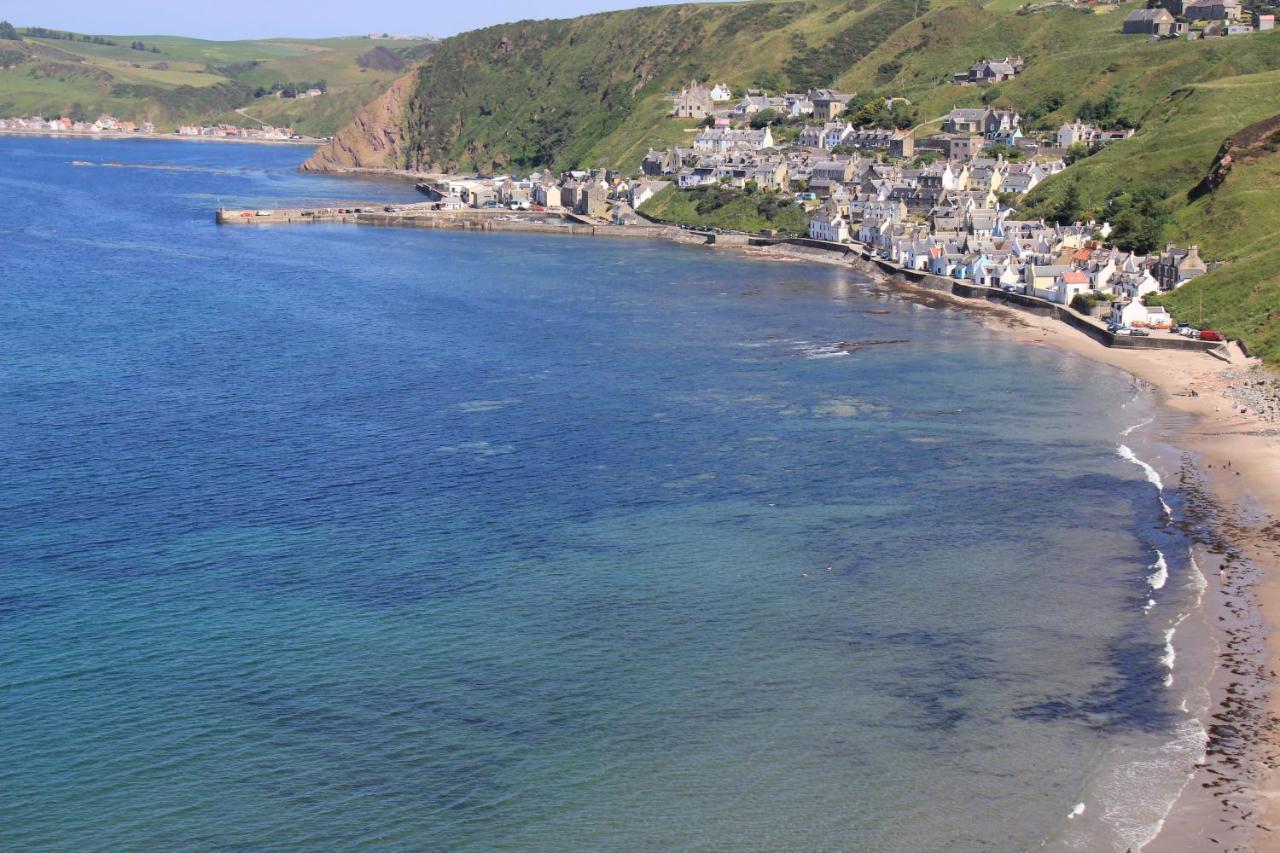 Bellevue Holiday Cottage Gardenstown Екстериор снимка
